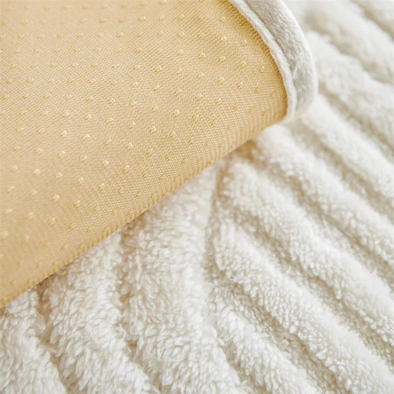 Shu Cotton Velvet Jacquard Sofa Cushion Winter