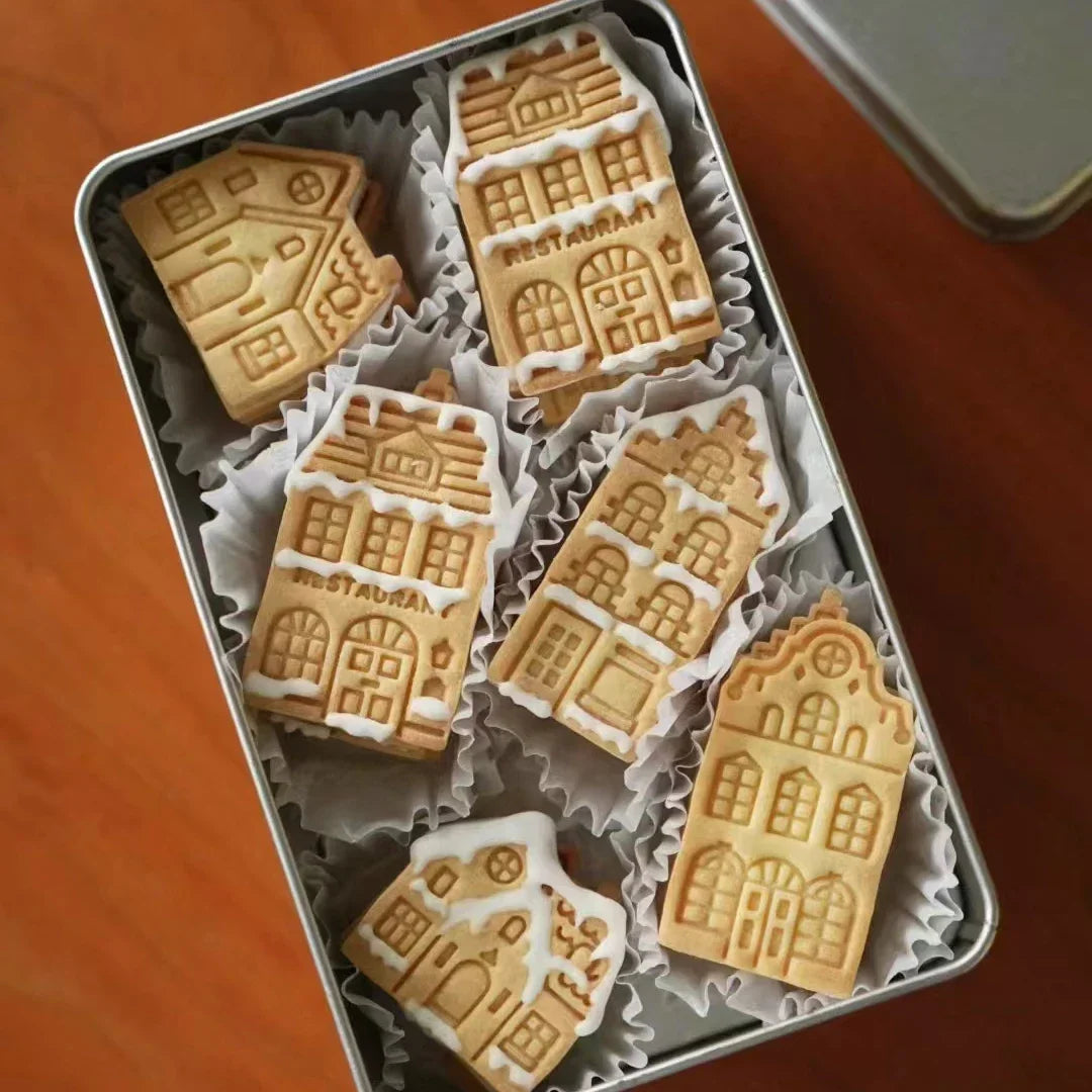 4Pcs Christmas Gingerbread House Pattern Cookie