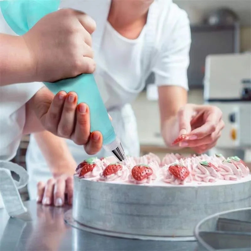 Silicone Piping Bags and Tips Set Cake